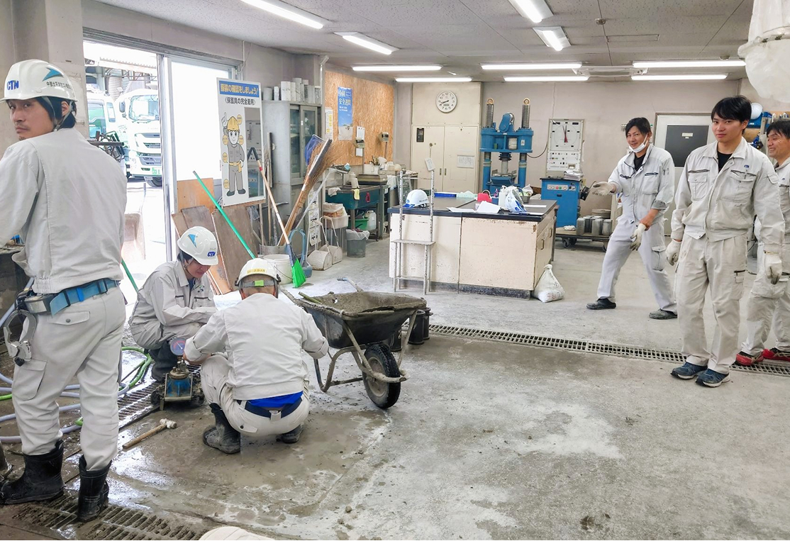 採用情報